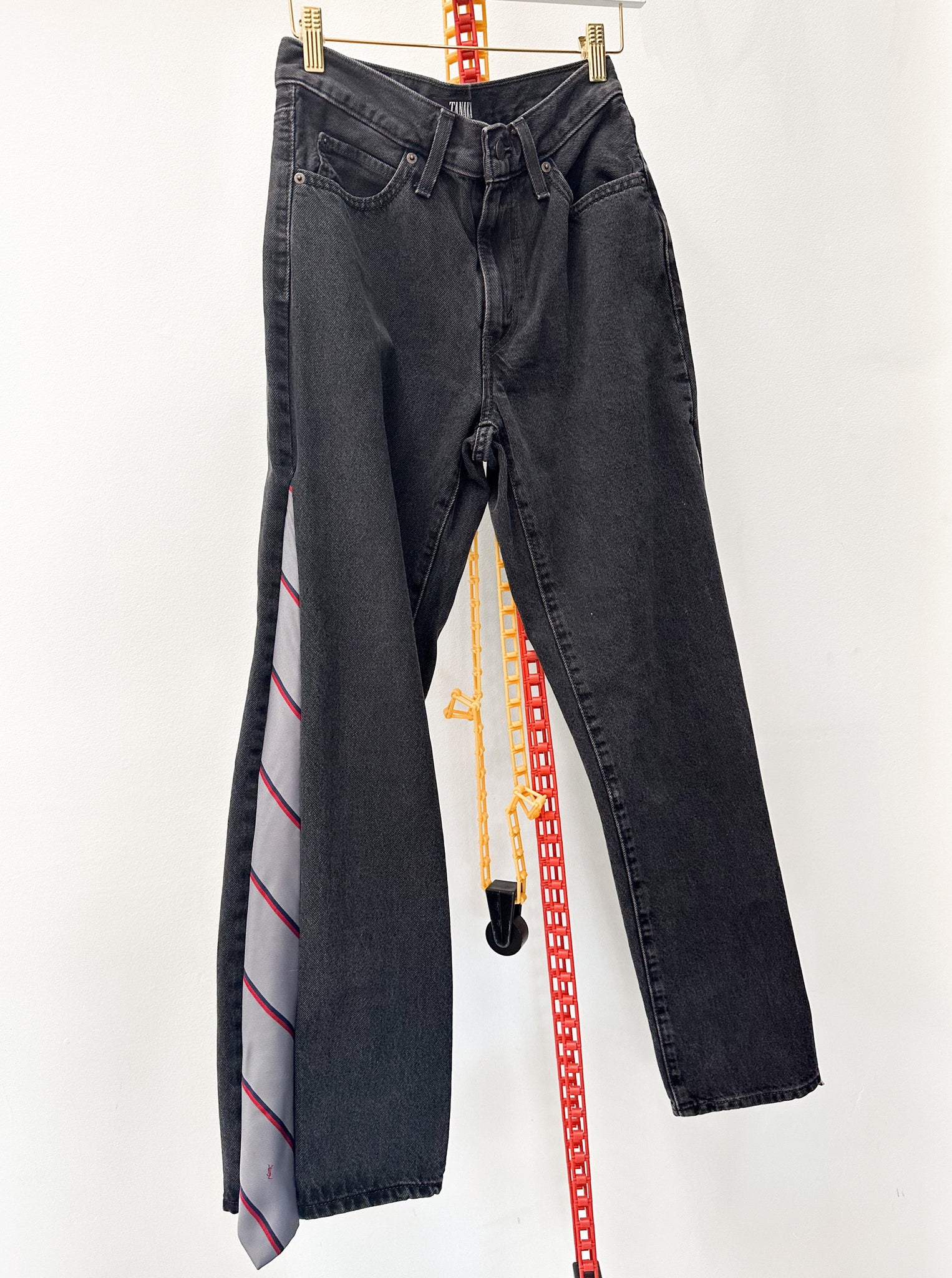 SILK TIE JEANS